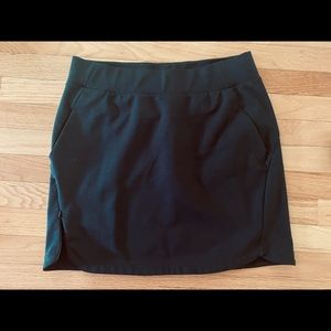 Columbia black size medium active skirt